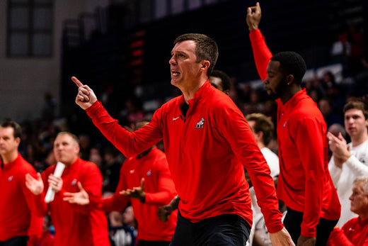 Samford Pulls Away Late to Top VMI, Extend Home Win Streak to 27